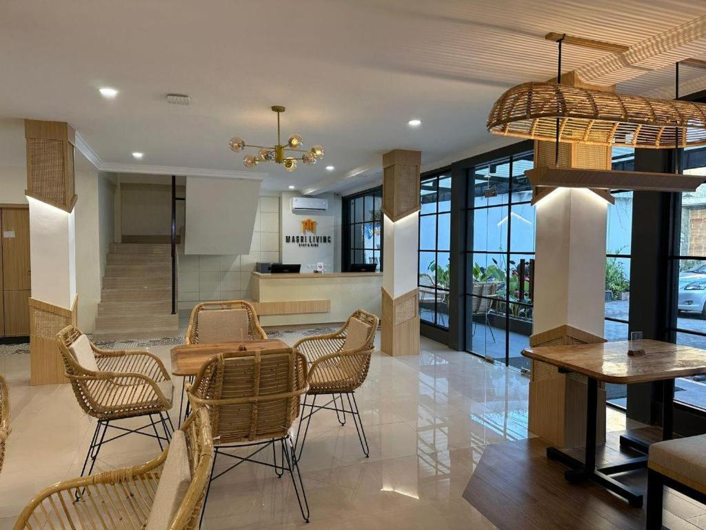 Hotel Masri Living By Daphna International 3*